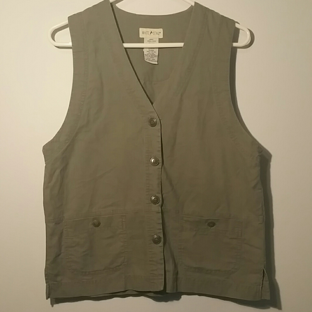 Sleeveless Button Up Top
